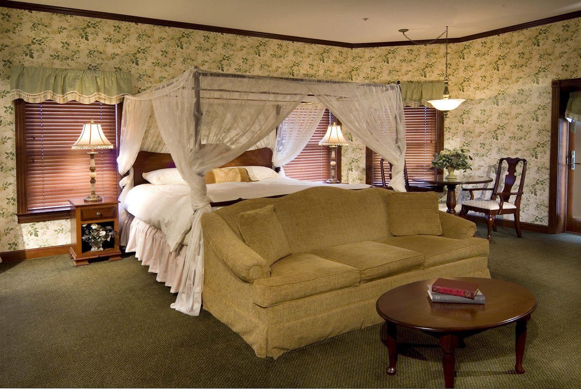 Carlisle Inn Шугаркрик Экстерьер фото