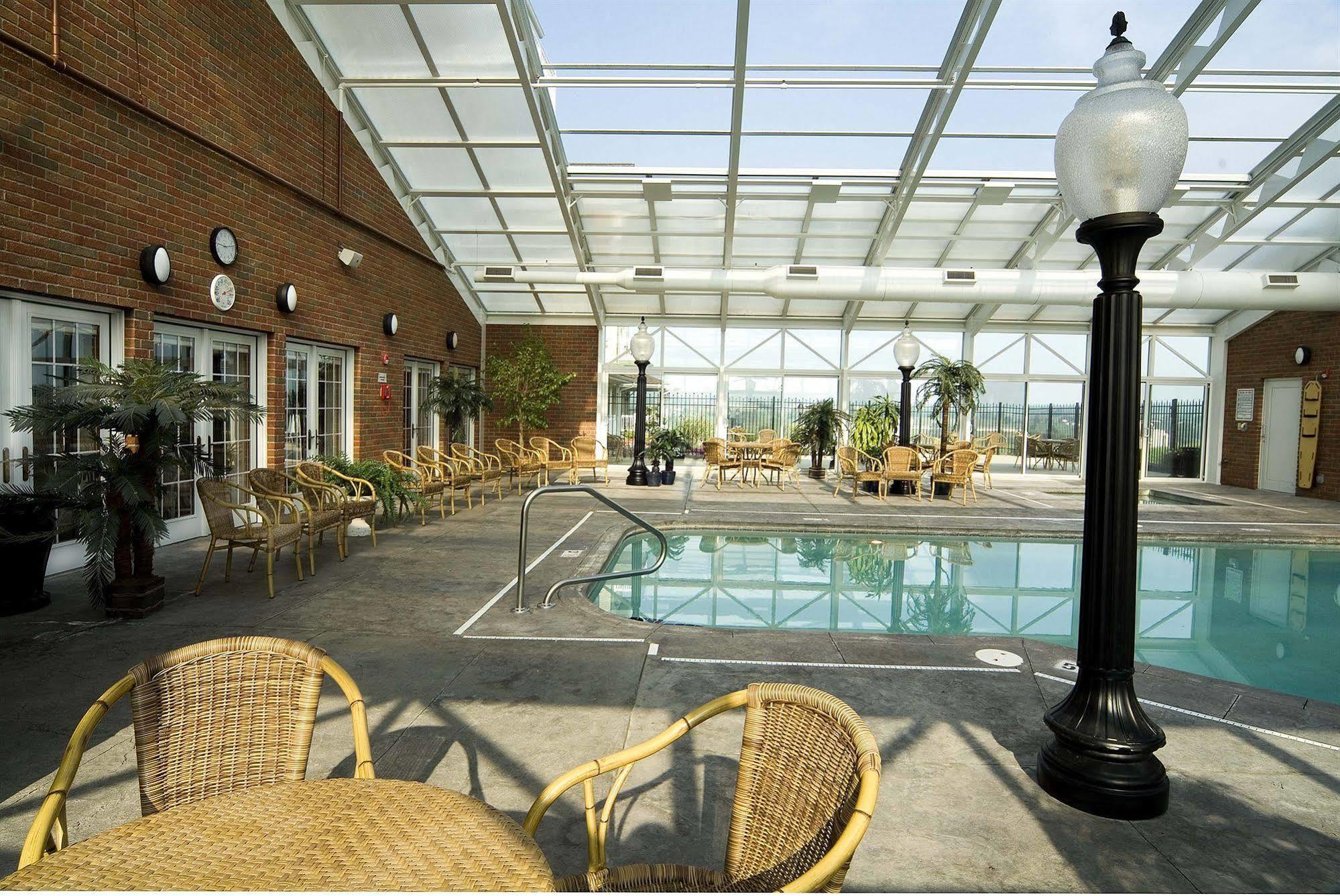 Carlisle Inn Шугаркрик Экстерьер фото